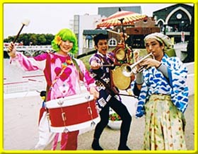 ちんどん「めでた家」